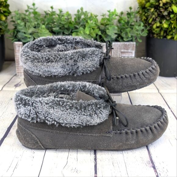 Minnetonka Cabin Booties Slippers - Picture 3 of 9